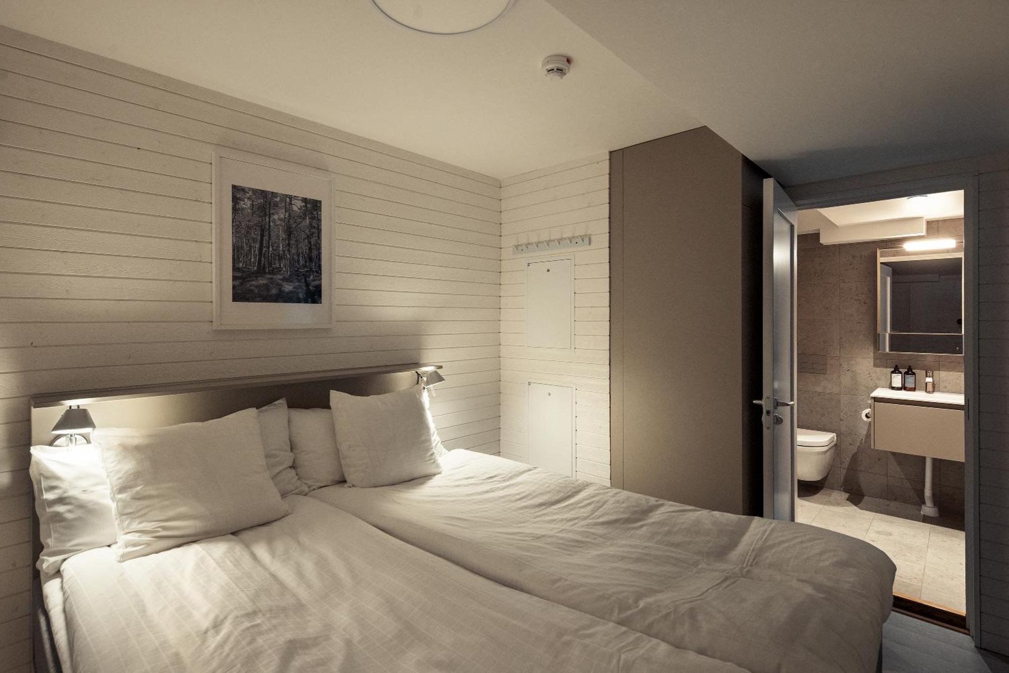 Sandhamn Seglarhotell Exterior photo